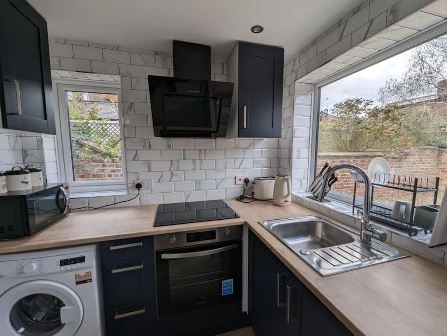 Stylish York Studio Экстерьер фото